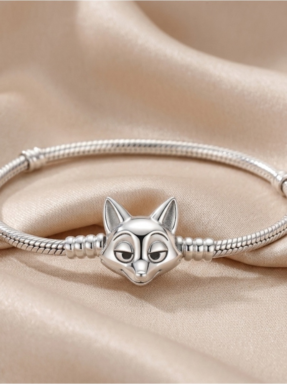 Silver Fox Head Charm Bracelet